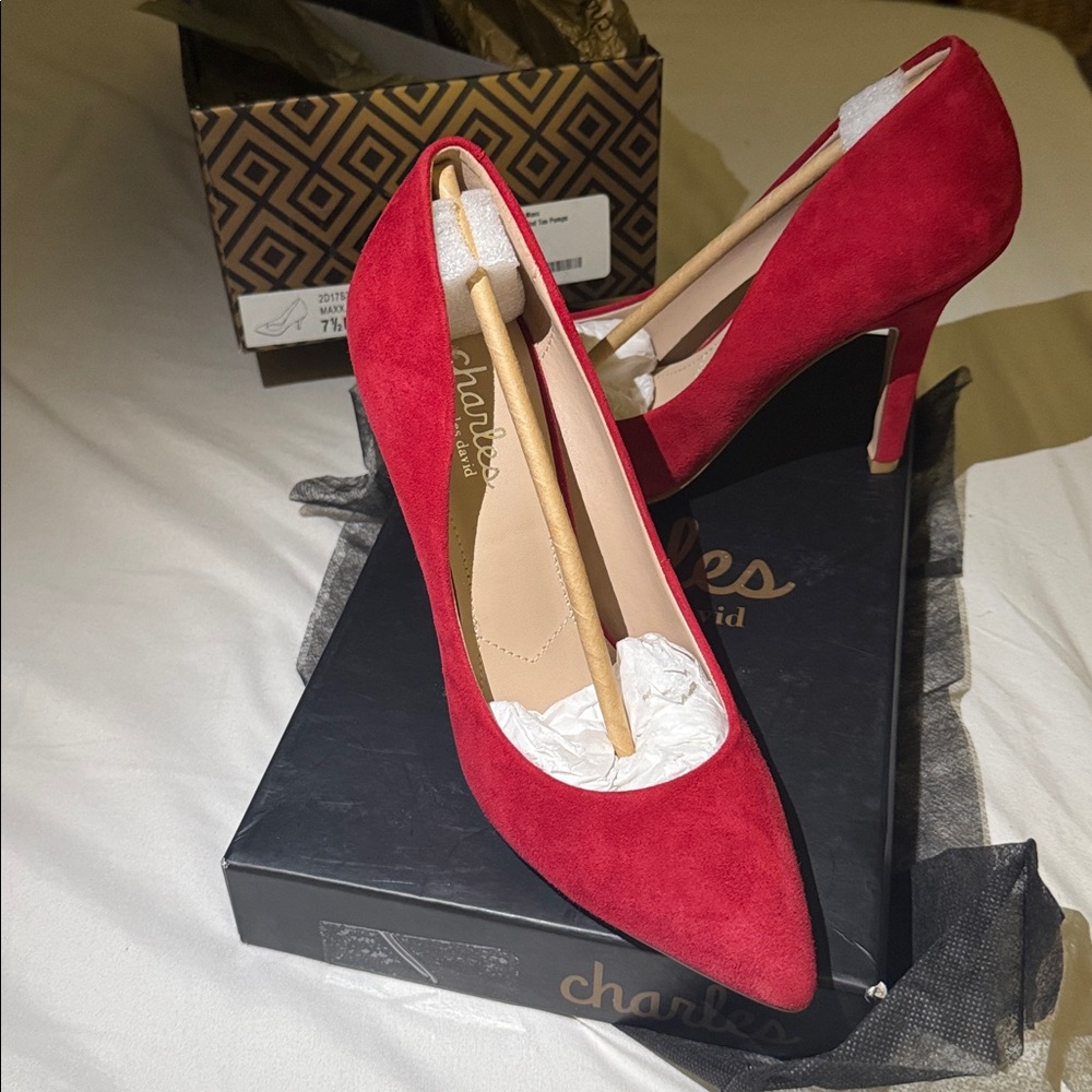 Charles by Charles David cherry red 4 inch heel suede pumps 7.5